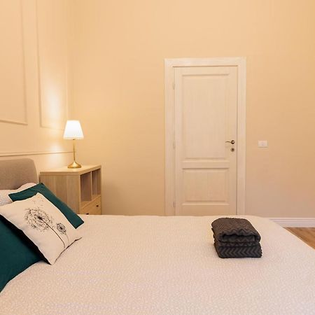Cozy Apartment In The Historical City Center Timisoara Exterior foto