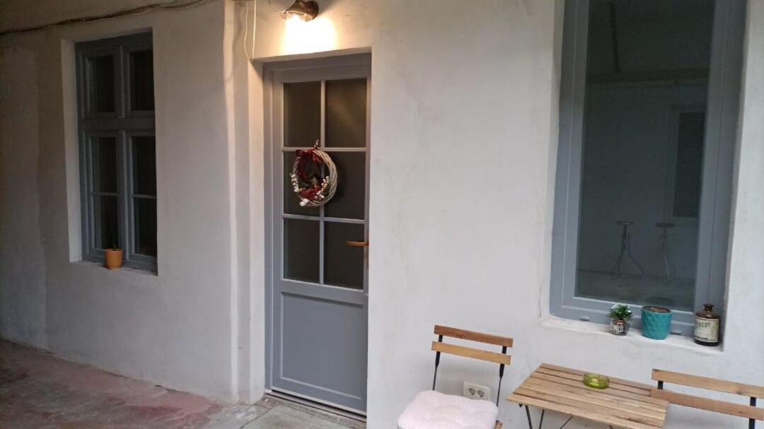 Cozy Apartment In The Historical City Center Timisoara Exterior foto